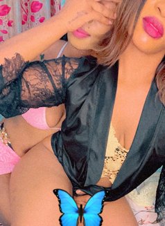 Cindy - puta in Bangalore Photo 8 of 11