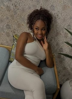 Cindy - puta in Candolim, Goa Photo 3 of 5