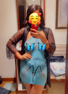 Cindy - escort in Chennai Photo 15 of 17