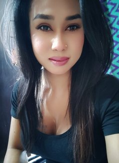 Cindy - Transsexual escort in Bangalore Photo 23 of 27