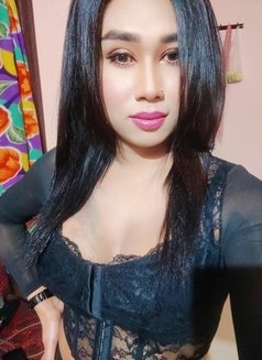 Cindy - Transsexual escort in Bangalore Photo 16 of 18