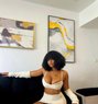 Cindy - escort in Noida Photo 1 of 3