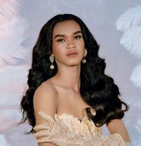 Cindy - Transsexual escort in Davao