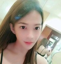 Cindy - Transsexual escort in Manila