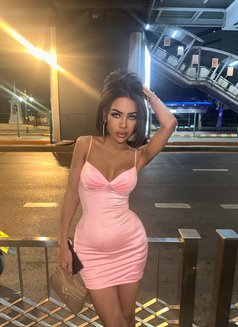 Cindy Fox - Transsexual escort in Bangkok Photo 8 of 8