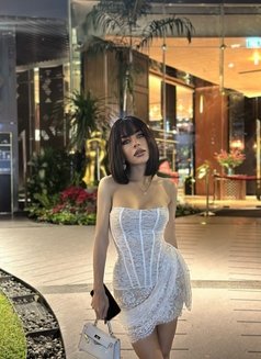 Cindy Fox - Transsexual escort in Bangkok Photo 1 of 6