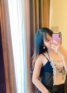 Cindy - escort in Bali Photo 6 of 8