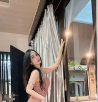 Cindy gadis campuran Sunda Chinese - escort in Bali