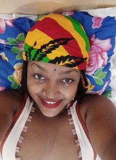 Cindy - escort in Mombasa Photo 5 of 8