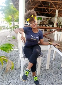 Cindy - escort in Mombasa Photo 8 of 8