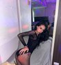 Cindy Laphisara - Transsexual escort in Bangkok Photo 2 of 10