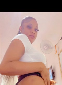Cindy - escort in Lagos, Nigeria Photo 3 of 6
