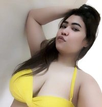 Cindy - masseuse in Khobar Photo 1 of 5