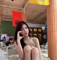 Cindy 辛甜 - escort in Taipei Photo 3 of 12