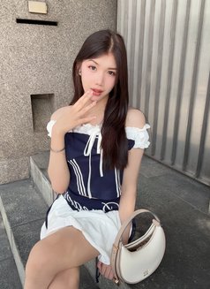 Cindy 辛甜 - escort in Taipei Photo 3 of 13