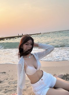 Cindy 辛甜 - escort in Taipei Photo 8 of 13