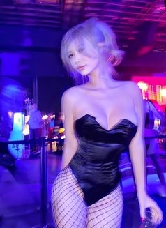 Cindy - escort in Hanoi Photo 9 of 15