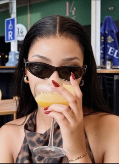 Sexy Cindy - escort in Dubai Photo 2 of 5