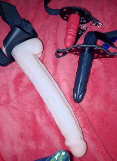 Cintra - dominatrix in Beirut Photo 2 of 2