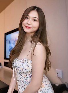 Cintya - escort in Jakarta Photo 3 of 4