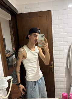 Cita - Male escort in İstanbul Photo 6 of 9