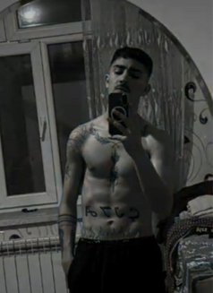 Cita - Male escort in İstanbul Photo 8 of 9