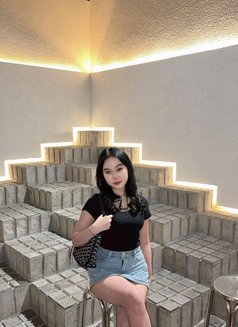 Citra - puta in Bali Photo 1 of 3