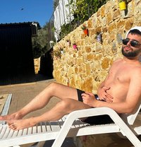 Cizaro - Acompañantes masculino in Beirut