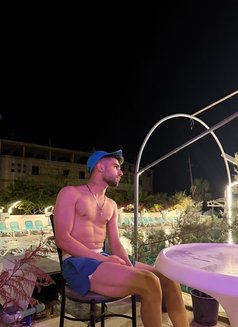 Cizaro - Male escort in Beirut Photo 5 of 5