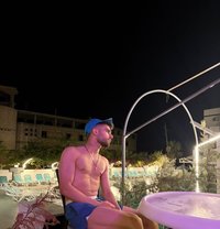 Cizaro - Male escort in Beirut