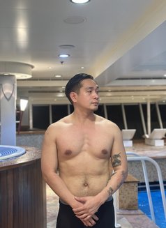 Cjay - Acompañantes masculino in Manila Photo 1 of 9