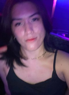 Cla - Acompañantes transexual in Manila Photo 3 of 7
