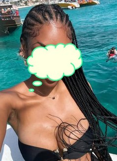 Clair baby new arrival - escort in Mumbai Photo 2 of 6