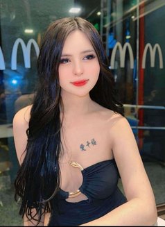 Claire Dunphy - escort in Manila Photo 10 of 15