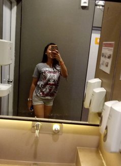 Claire - Transsexual escort in Cebu City Photo 9 of 13