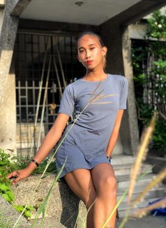 Ts Claire - Transsexual escort in Manila Photo 4 of 6