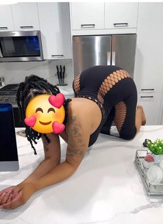 Claire newly arrived and sexy - escort in Mumbai Photo 2 of 4