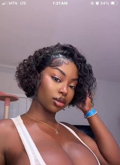 Claire - escort in Johor Bahru Photo 1 of 5