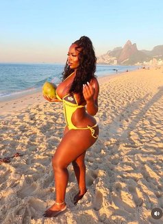 Claire - escort in Johor Bahru Photo 5 of 5