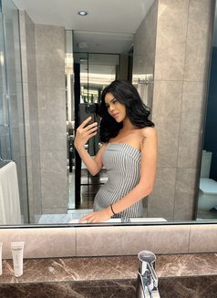 claire the blowjob queen - escort in Bangkok Photo 6 of 7