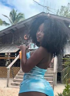 Claire - escort in Georgetown, Penang Photo 1 of 4