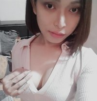 Lara - Transsexual escort in Osaka