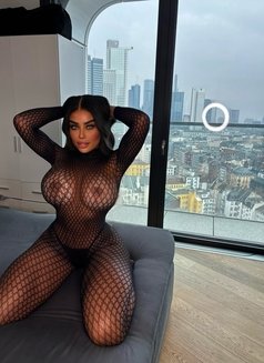 Clara - escort in Dubai Photo 15 of 30