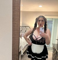 Clara - escort in Manchester