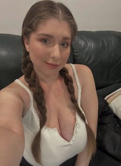 Clara - escort in Manchester Photo 3 of 4