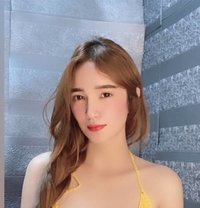 Clara - escort in Manila