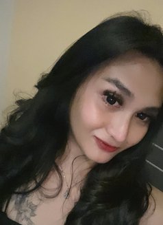 Clara Fox - Acompañantes transexual in Bali Photo 1 of 3
