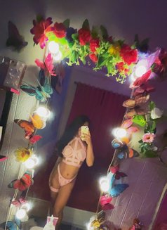 Clara Fox - Acompañantes transexual in Bali Photo 9 of 13