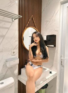 Clara good service and beuatiful - puta in Bali Photo 10 of 11