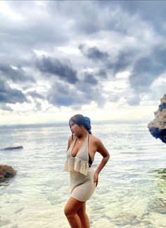 Clara Curvy Girl - escort in Bali Photo 1 of 7